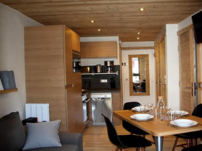 Appartement Rénové 4 pers · Proche Pistes · Balcon Sud-Ouest · WiFi Gratuit · 4 Flocons Or - FR-1-344-893